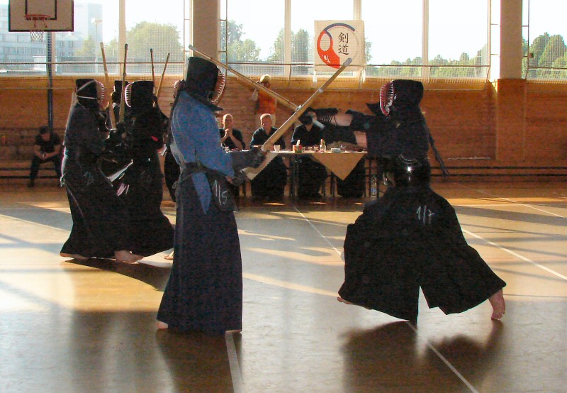 kendo_sacuki 7 063.jpg - Zkoušky na kjú (Foto Vlaďka a Michael Jarošovi)